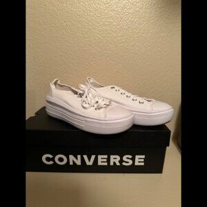 Converse Women’s Chuck Taylor All Star Move Platform